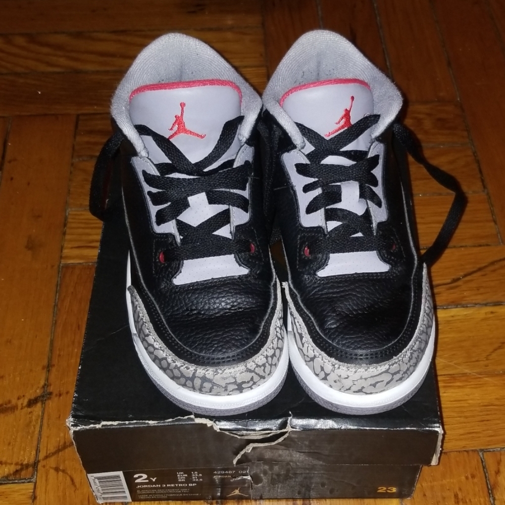Jordan retro 3 Black Cement